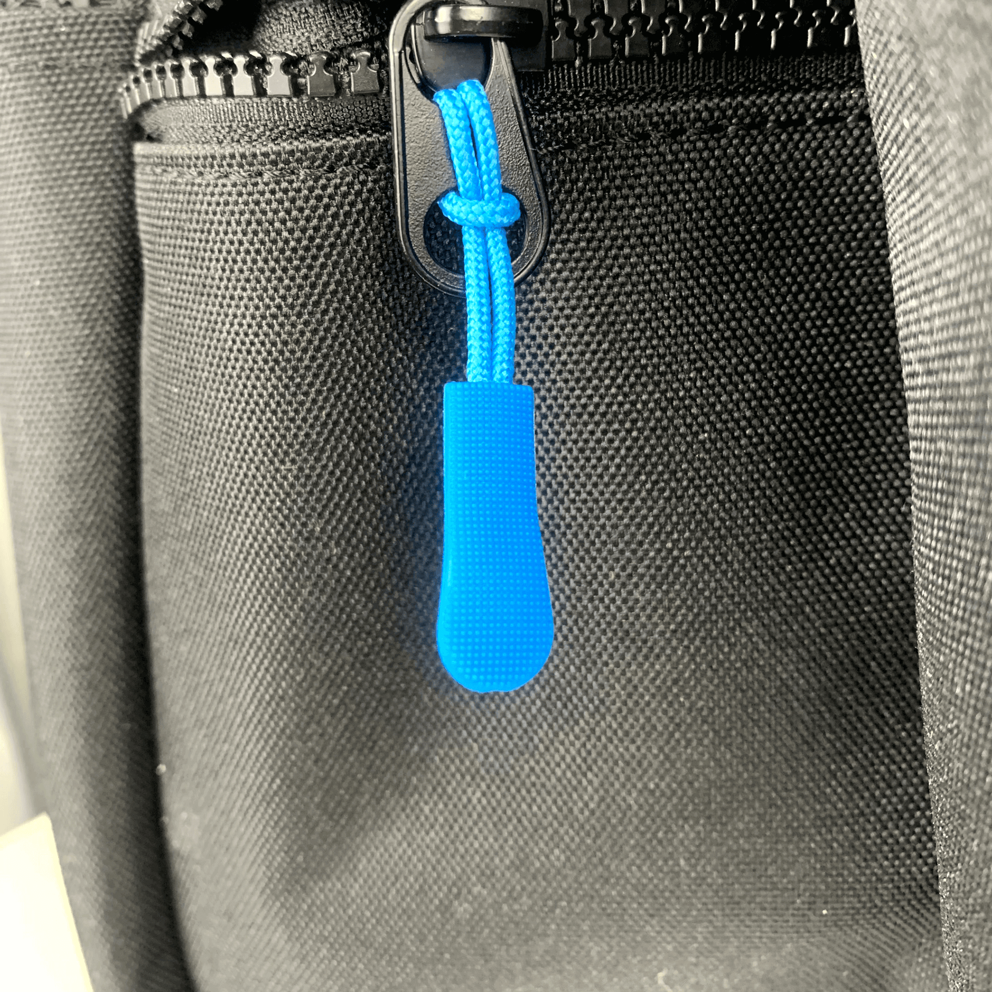 Zipper Pulls (pack of 10) Disc DiscHub light blue 